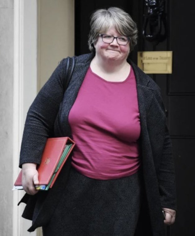 jakeshieldsajj's tweet photo. This is the new health minister of Engalnd 

Incase you haven’t figured it out yet they don’t want you healthy https://t.co/w0wrCbFK9j
