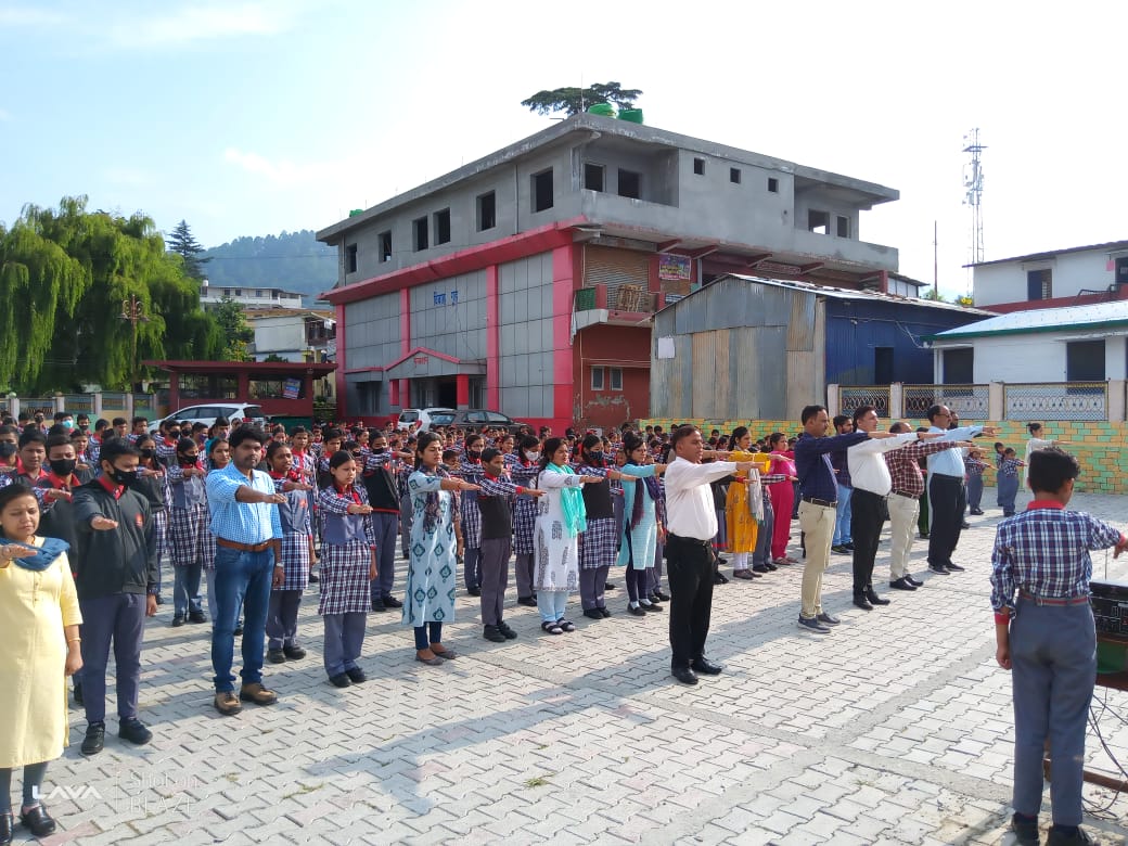 Lib_kvLohaghat's tweet photo. #KVLohaghat #KVLohaghatLibrary #HimalayaBachaoAbhiyaan #PledgeTakingToProtectHimalaya
@ro_kvs @KVS_HQ @cbseindia29 @EduMinOfIndia @dpradhanbjp @MoHFW_INDIA @MoJSDoWRRDGR @mnreindia @UNEP https://t.co/OGi3bVZaEe