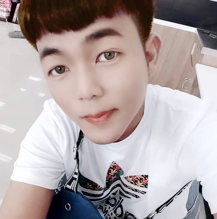 หน้าอ้วนแค่ในรูปแหละ แต่ตัวจริงน่ากอด