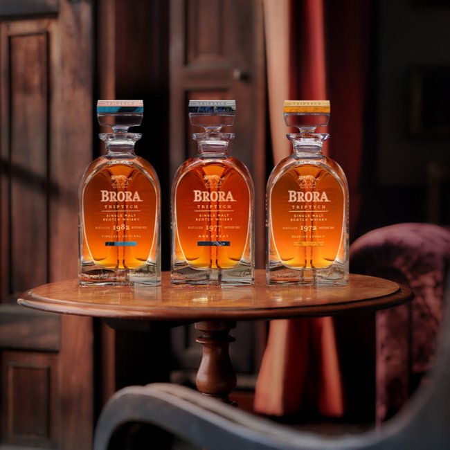 WhiskyExchange's tweet photo. Brora Triptych - Discover the #GhostDistillery > https://t.co/q92sGE28Ce
The #BroraTriptych brings together three eras of production charting its role as a producer of heavily peated blending whisky to an earthier style to a waxier style. https://t.co/5JM3vYJtUn