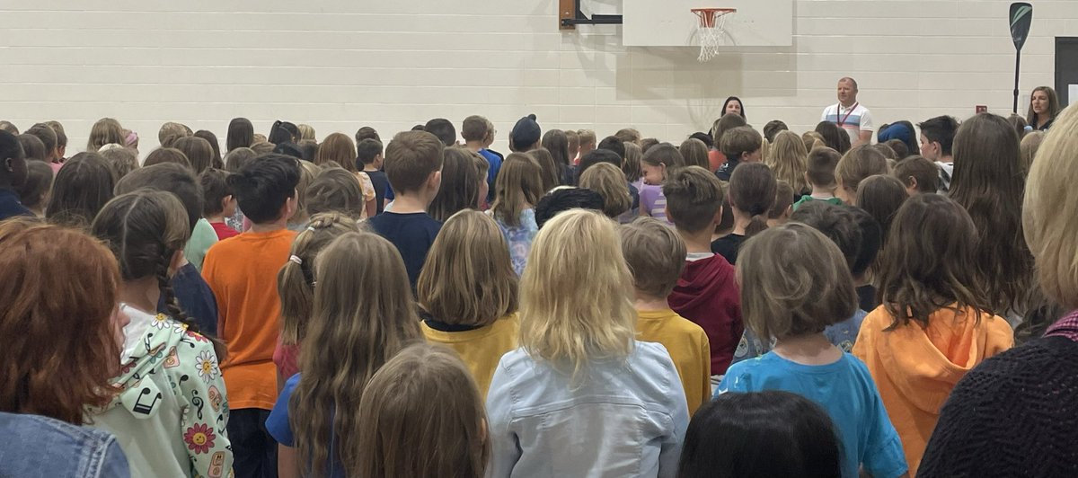 Buckle up, Glenbow takes flight into the 2022-23 School Year at our Welcome Back Assembly. Check out Glenbow’s FB page for all the staff introductions. <a href="/GlenbowSchool/">Glenbow Elementary School</a> #rvsed