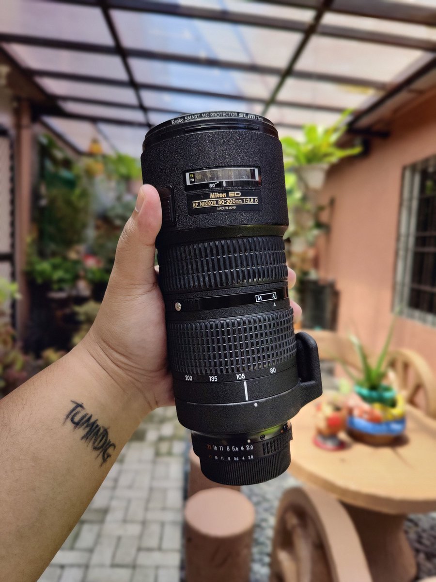deejaedumlao's tweet photo. Anyone interested in a 80-200mm f/2.8 Nikon lens? Hmu if you do! https://t.co/NlXw4zb1Hg