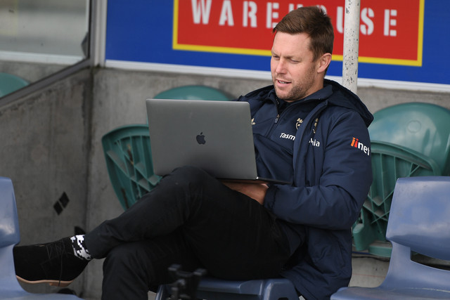 HawkTalkPod's tweet photo. HAWTHORN CONTRACT LIST 📜🖊️ 

September 2022 Edition:
https://t.co/iFh1Cy19h7

#AlwaysHawthorn #HawkTalkPodcast https://t.co/jl7QSZRavT