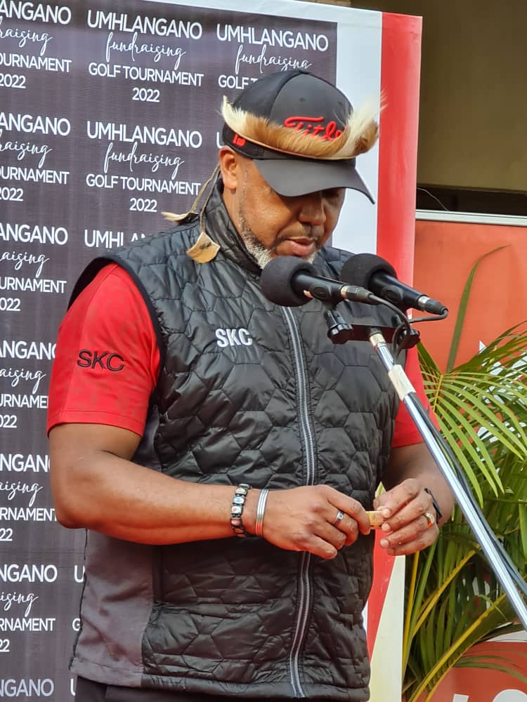 christkachiguma's tweet photo. ...eeetu,, the other day with the Rt Hon Dr Saulos Klaus Chilima during the Umhlangano fundraising golf tournament 2022..⛳🏌️
#golfisourgame
#weplaygolf https://t.co/2X4qet7asK
