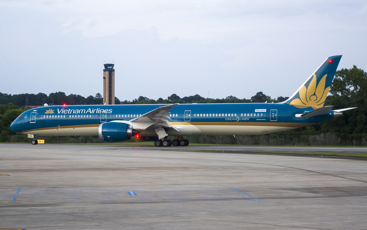 Boeing 787-10, Boeing, N8290V, N8290V (MSN 60293/1034) | BOE