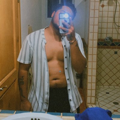 MelkiAbh's tweet photo. #NuevaFotoDePerfil https://t.co/2IuvV2jGgw
