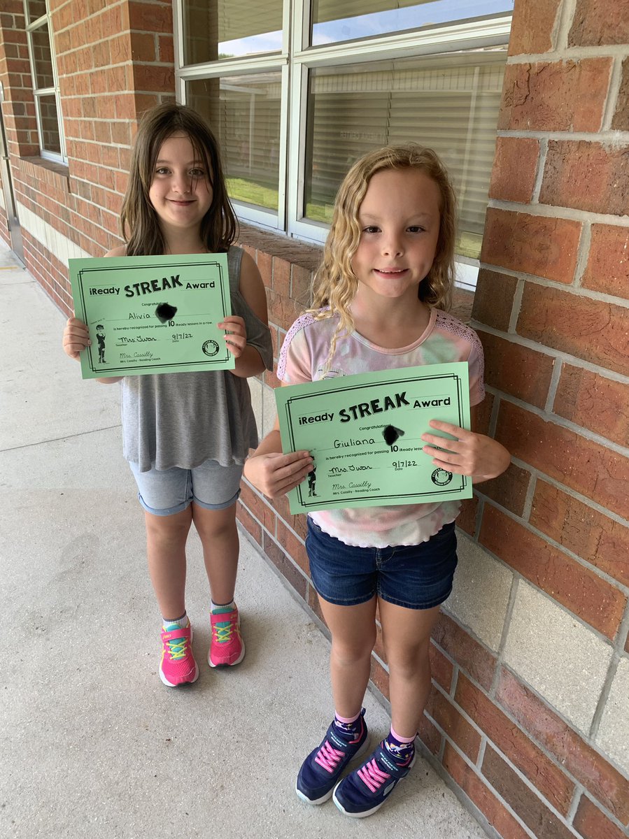 MrsTwar's tweet photo. Congrats to these sweet girls on their 10-lesson pass streak on @iReady! @collierschools @pmepelicans https://t.co/5EcHyGYFc4