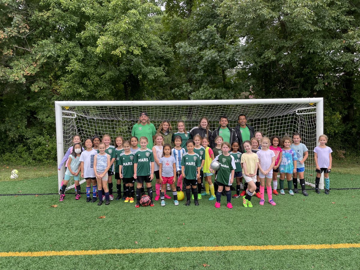 ToddWestYNWA's tweet photo. McLean girls juniors enjoying learning the beautiful game⚽️❤️ https://t.co/U47eeJ0rKy