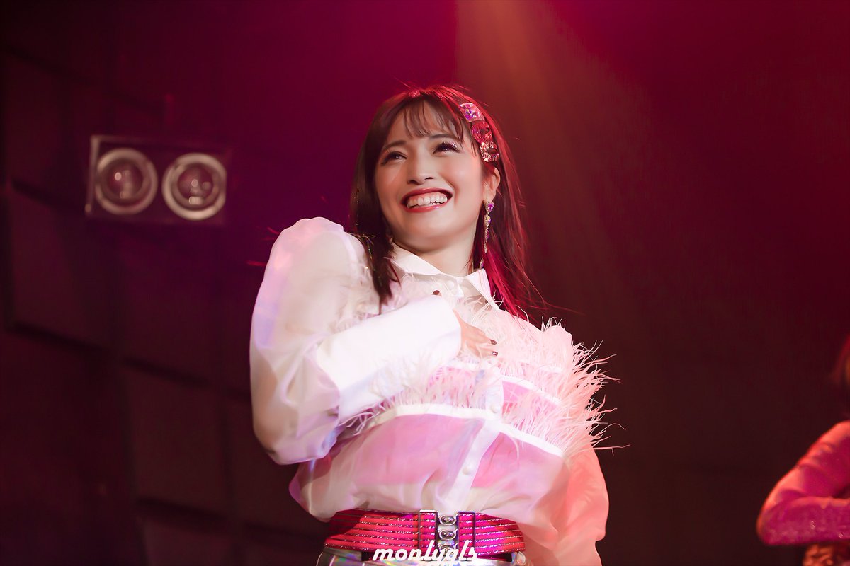 monlygls's tweet photo. アクリル(?)の衣装の既視感はコミベベでした🥰💓

フリフリピンクみゆたんまじかわいい…
みゆたんはピンクが1番似合う💘
#少年のアビス #むらみゆ #村島未悠 https://t.co/j1YytcPS77