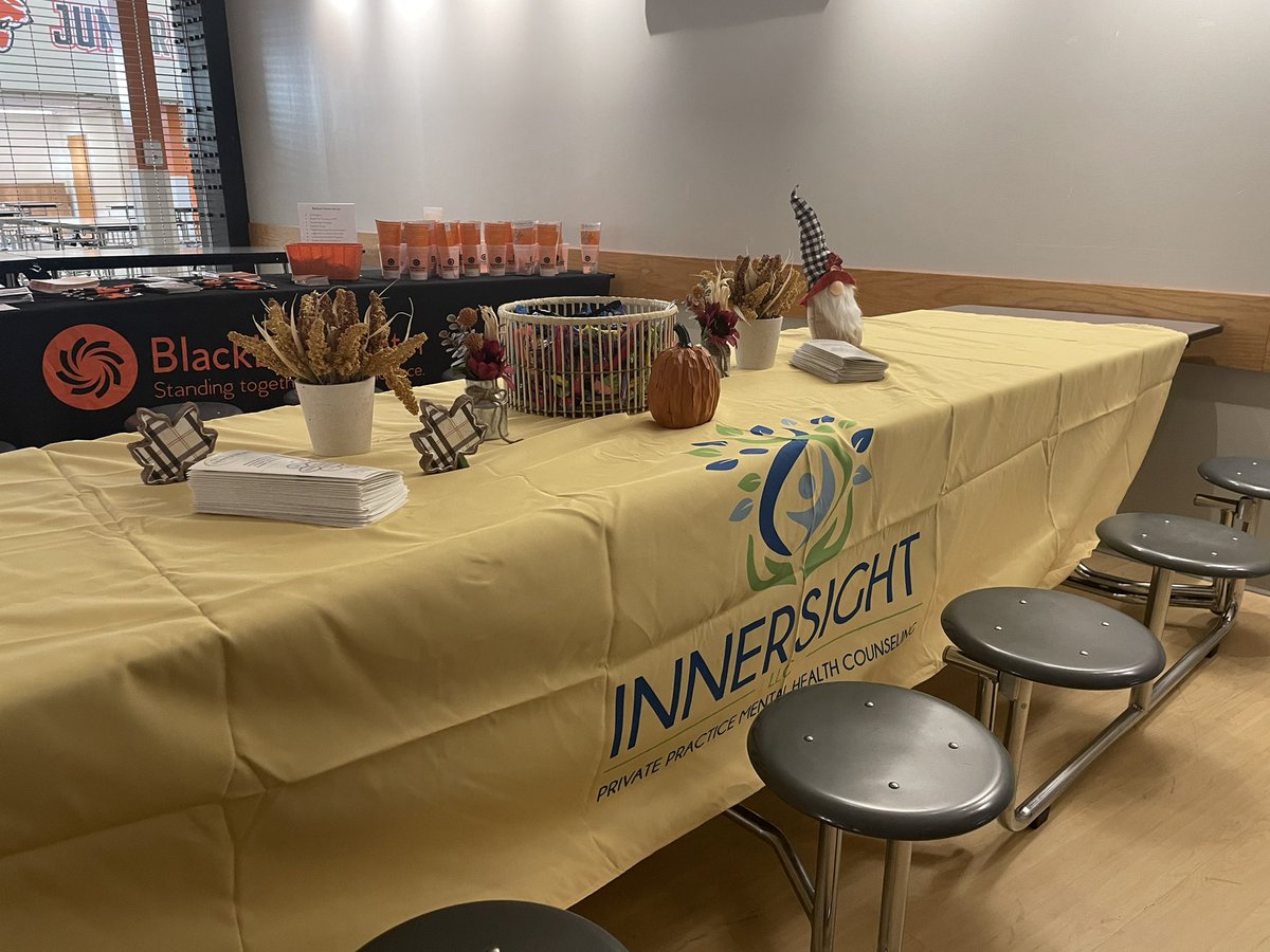 GLPupilServices's tweet photo. Special thanks to some of our great community partners for helping to make our @GLSDwildcats Jr/Sr High School Open House a success! https://t.co/eAoo8XYp66