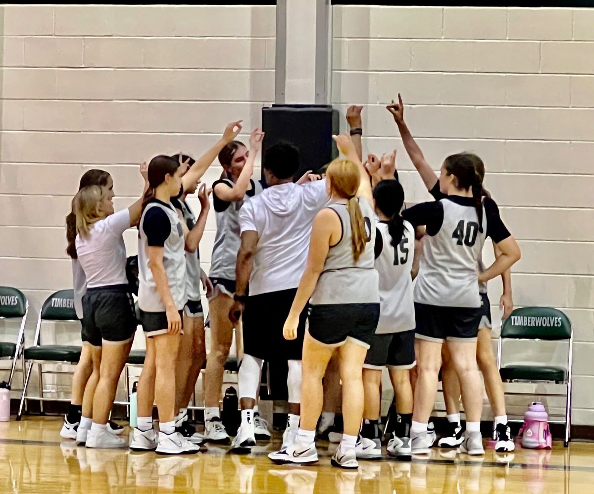 ARobinson2025's tweet photo. Cedar Park Gray with the win tonight in our fall league opener!! 💚🐺🏀🖤 #WorkHardPlayHard #LadyTimberwolves @CPLadyWolves https://t.co/jMAwgTqYEW