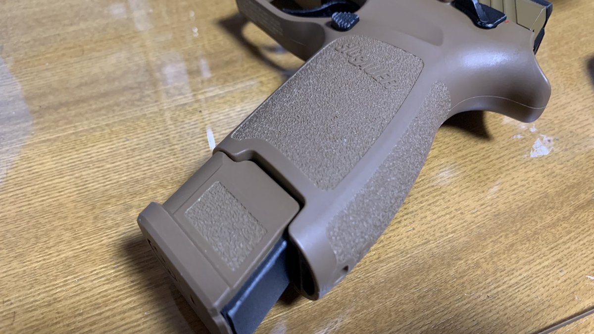LarryCallaghanK's tweet photo. #エアガン
#VFC
#SigAir
#P320
#M17
Sig/Air M17 P320をお持ちの方に聞きたいのですが134aで安定して使えるようにできるセッティングとかありますか？
試しにGUARDERのGlockハンマースプリングを買ってみたのだけどホントに改善すんのかね。 https://t.co/SkHGTY5TPn