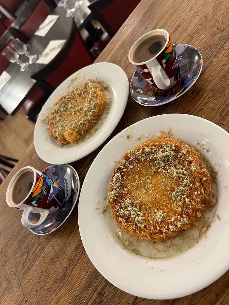 RestaurantDerya's tweet photo. #Derya #RestaurantDerya #Restaurant #Paris https://t.co/o3ioBqnPPT https://t.co/8vk4Ge7G7d