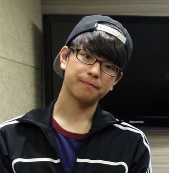 땨 ✩ tweet media