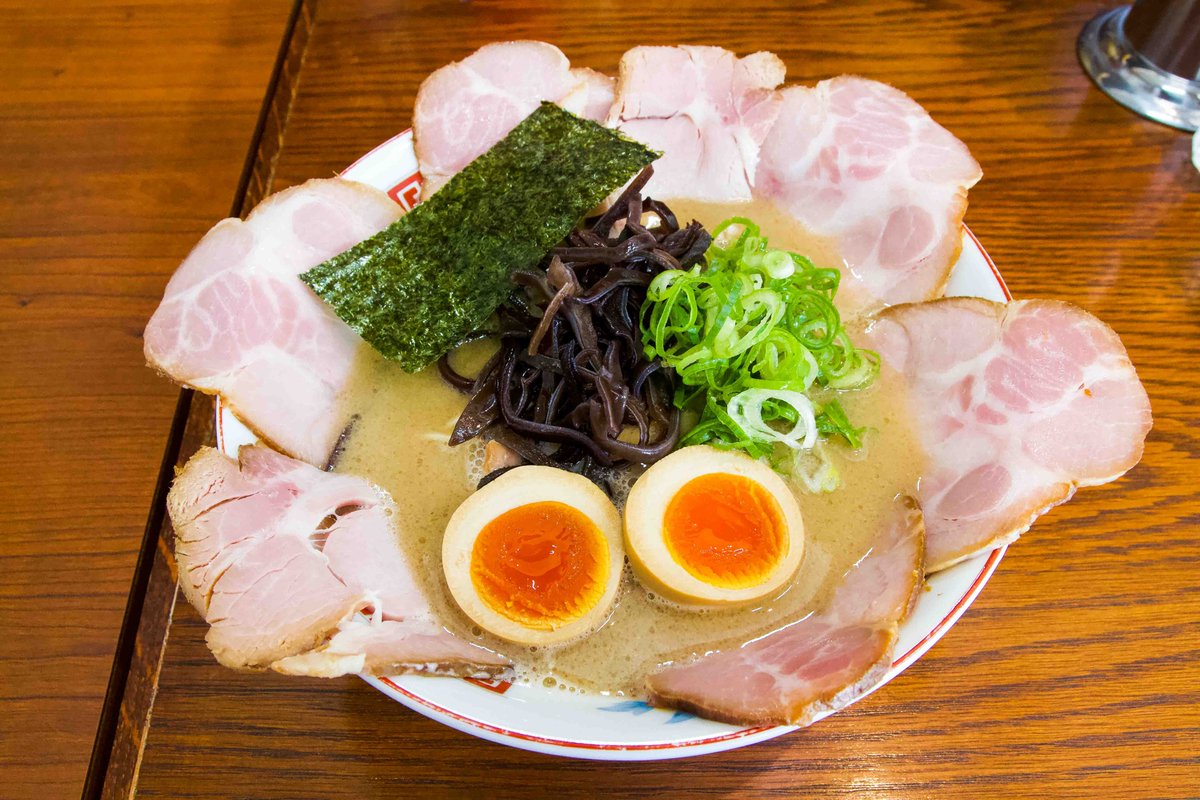 5amRamen's tweet photo. Award-winning Ramen Kanaya (濃厚ラーメン かなや) serves some of the RICHEST tonkotsu (pork bone) ramen in all of Tokyo... 

https://t.co/aFZIP9r8yH

#tonkotsuramen #porkramen #ramen #ramennoodles #Tokyo #noodles #eatramen #ramentime #5amRamen https://t.co/WJqqQQwZ5q