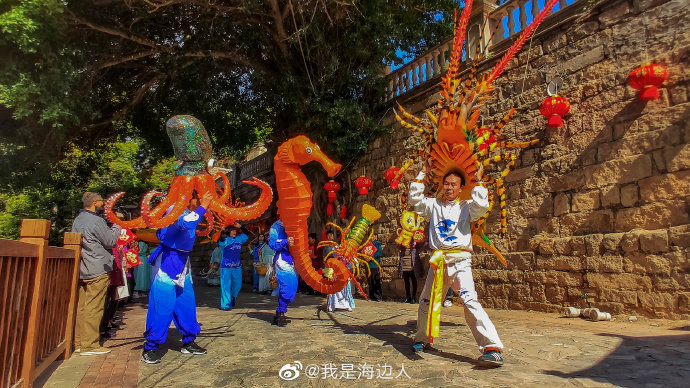 fujiantravel's tweet photo. Dongshan County sits on islands and boast strong flavor of maritime culture. In its celebration events, images of sea creatures plays attractive and major roles and the country has been developed into Marine Sports Base https://t.co/OqAZhaAc0P