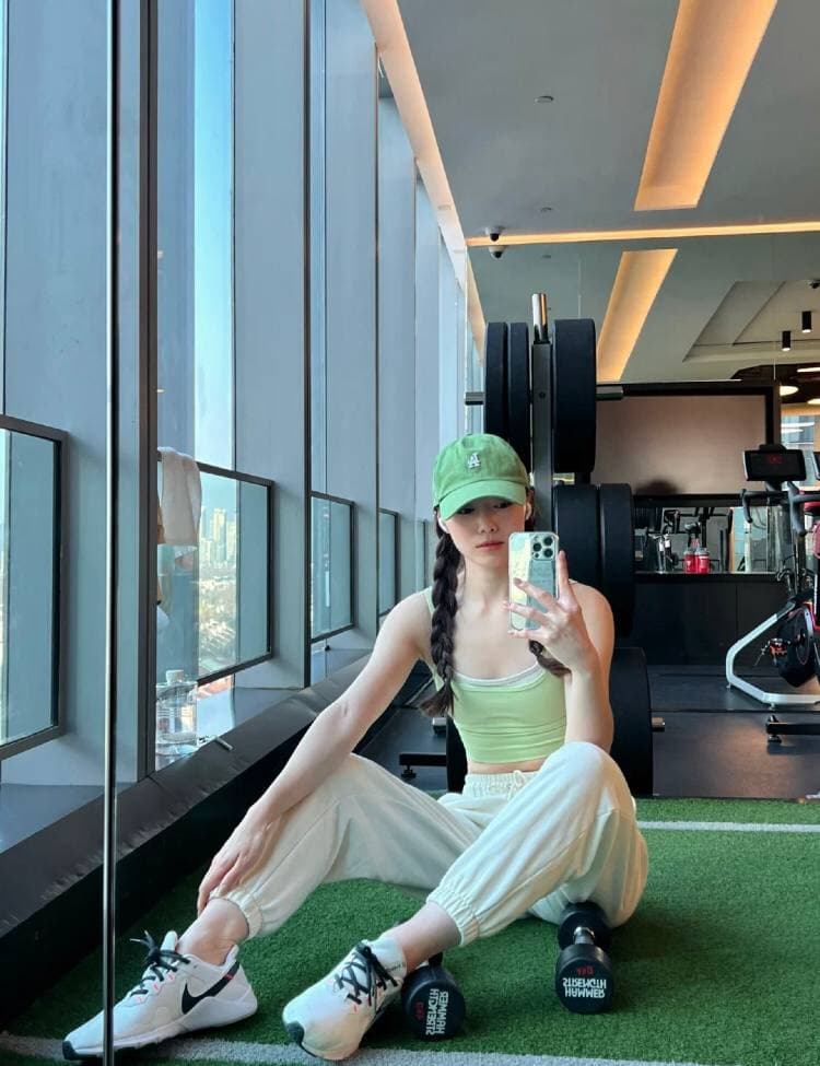 Chocolate0438's tweet photo. Time to exercise today https://t.co/fhTU2oFXIn