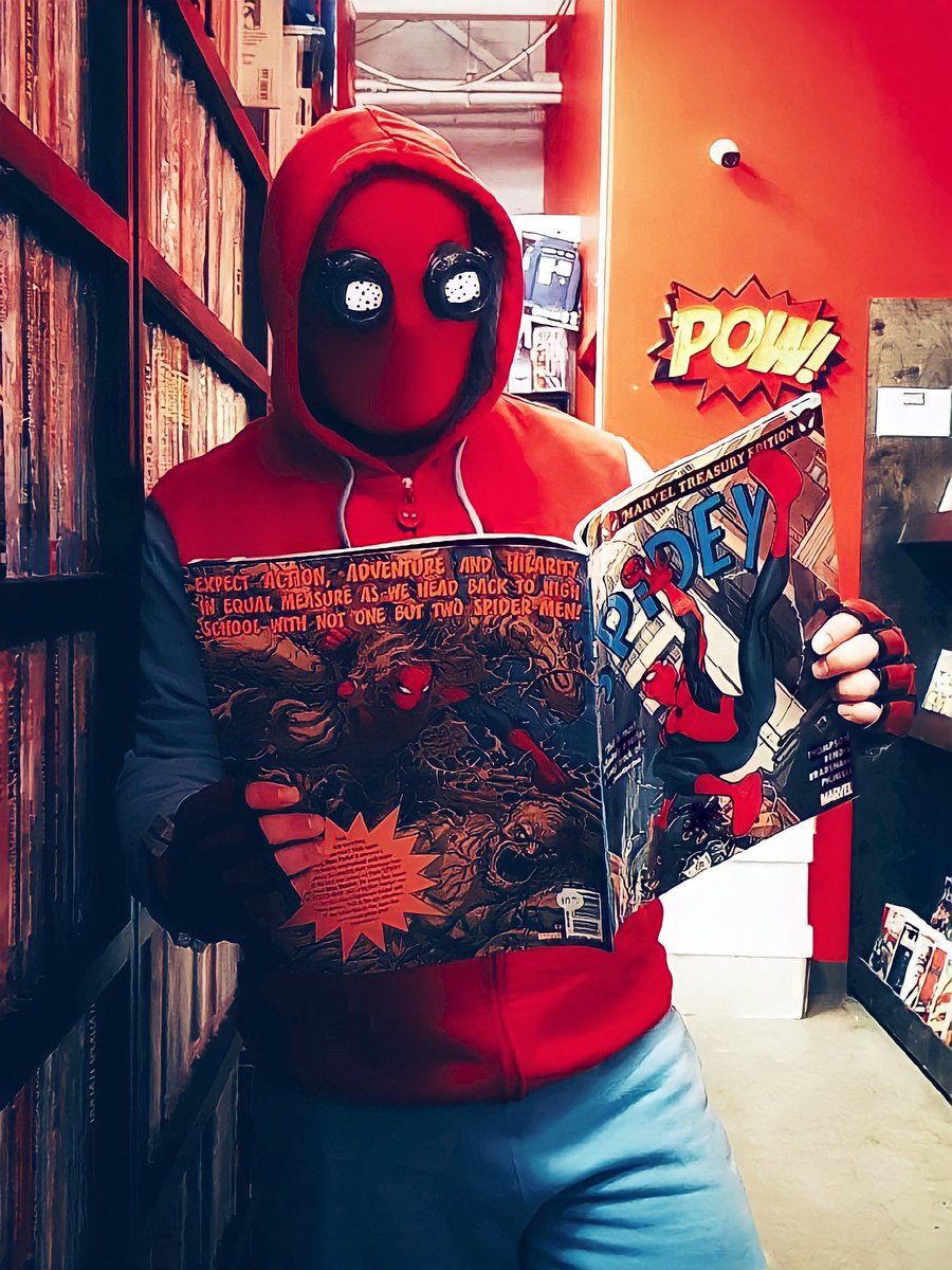MonctonSpidey's tweet photo. Here I am a while back at @TheComicHunter #ComicHunter #Moncton wishing you all the best at the new location, can’t wait to go visit it! 🤘🏻#Throwback #SpiderMan https://t.co/ij1RGQGjez
