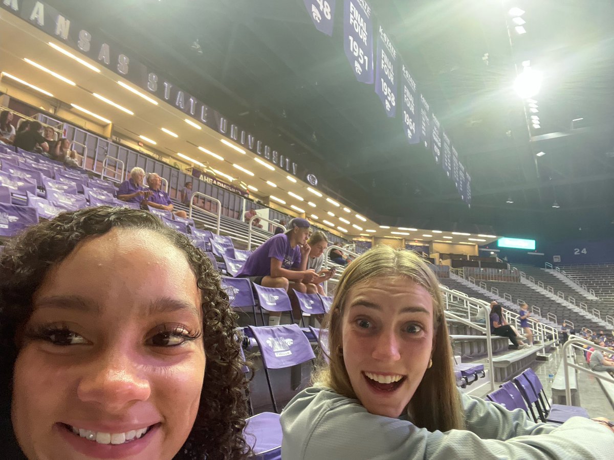 Serena Sundell on Twitter: "RT @hoopsbynick: Cats watching Cats beat ...