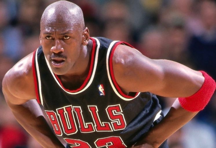 LowLights tweet media