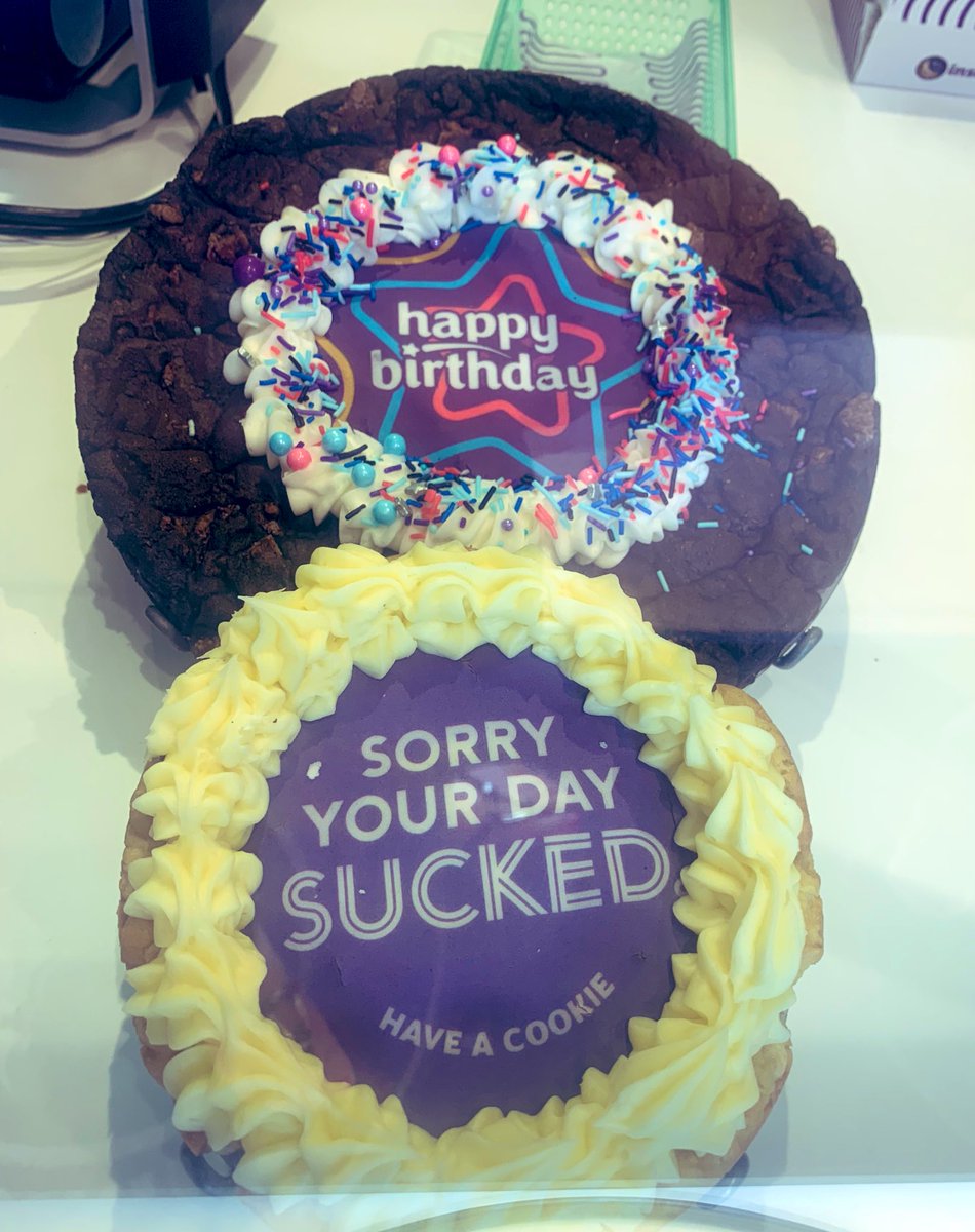 lalehaidan's tweet photo. “Sorry your day sucked” cake 🥲 #SentimentalIn5WordsOrLess https://t.co/sx3IbRzcEF