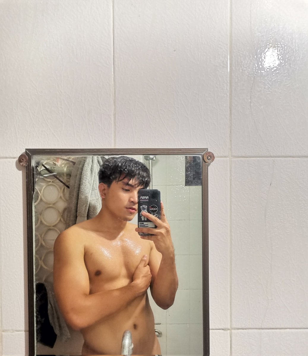 Alec 🌙 tweet media