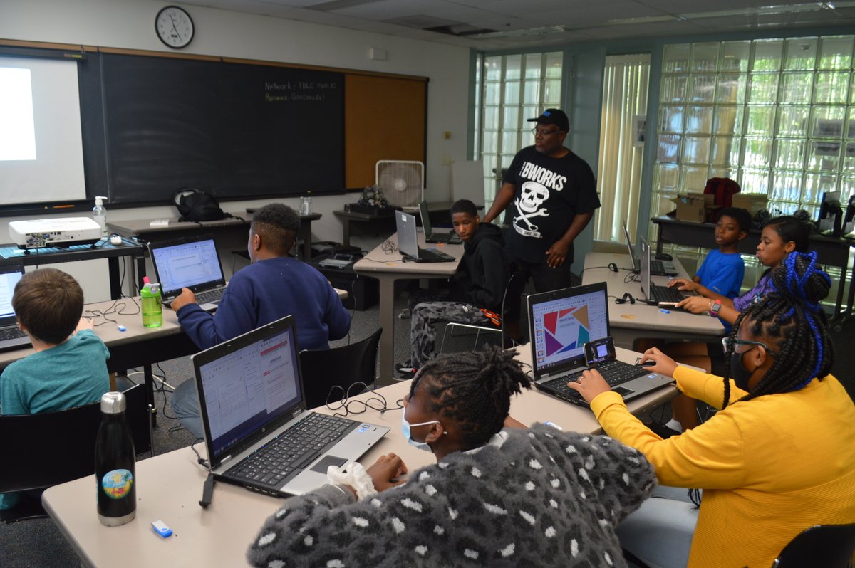 STL BWorks (@stlbworks) on Twitter photo Our six-week-long Earn-A-Computer course at <a href="/tdlcstl/">Thomas Dunn Learning Center</a> wrapped up this afternoon. Big congrats to these 10 dedicated students, who each took home a newly refurbished desktop computer system at the end of today's class with Mr. Mark! đ»đ Our six-week-long Earn-A-Computer course at <a href="/tdlcstl/">Thomas Dunn Learning Center</a> wrapped up this afternoon. Big congrats to these 10 dedicated students, who each took home a newly refurbished desktop computer system at the end of today's class with Mr. Mark! đ»đ