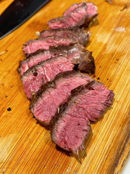 3 pic. would you eat my food?

lunch and dinner that i made ? been trying to eat super low carb lately