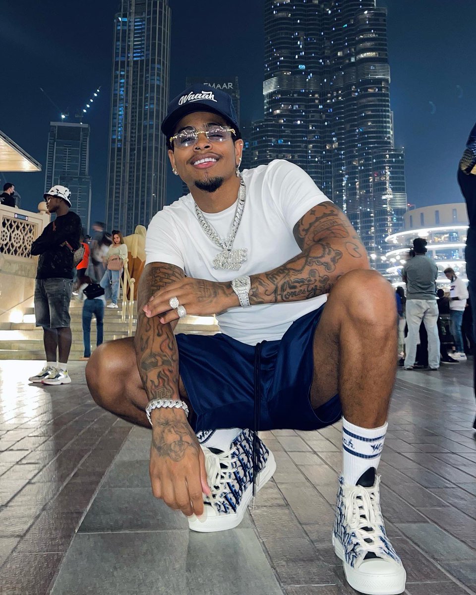 Dubai Tingz 🤞🏾😅