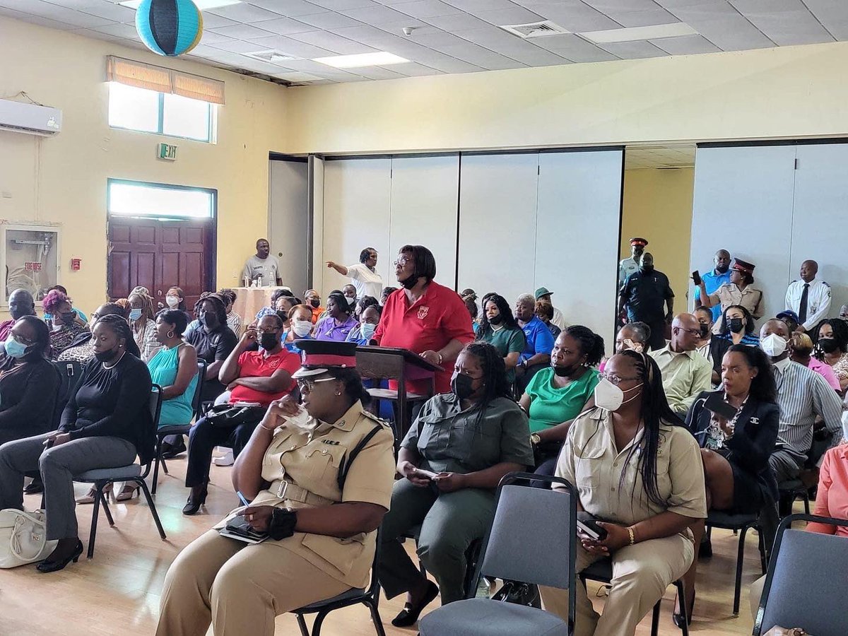 PiaGloverRolle's tweet photo. A very successful meeting for Public Servants in Central Eleuthera today.
Thank you to Min. Clay Sweeting, MP for Central & South Eleuthera and his team for facilitating this much needed meeting. And, thank you to all the public servants that attended.
#piaforprogress https://t.co/9x8usXS6Fx