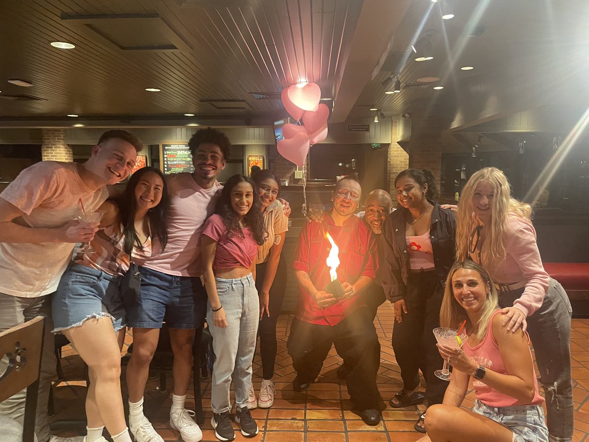 Chili’s in Wisconsin brought the heat!! #margsforbarbz <a href="/NICKIMINAJ/">Nicki Minaj</a>