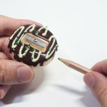 お好み焼きの鉛筆削り!？削ると鰹節みたいになる。