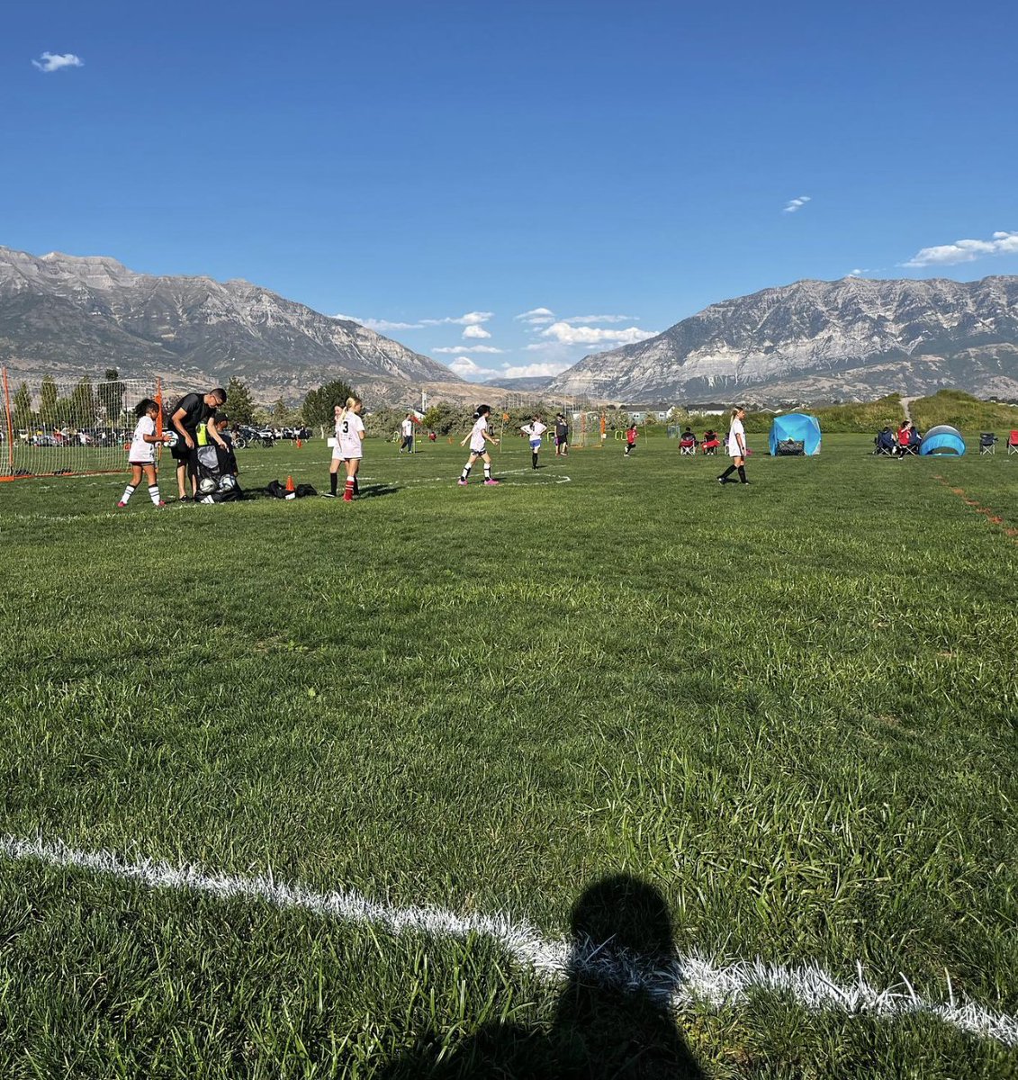 Robert De Los Santos tweet media