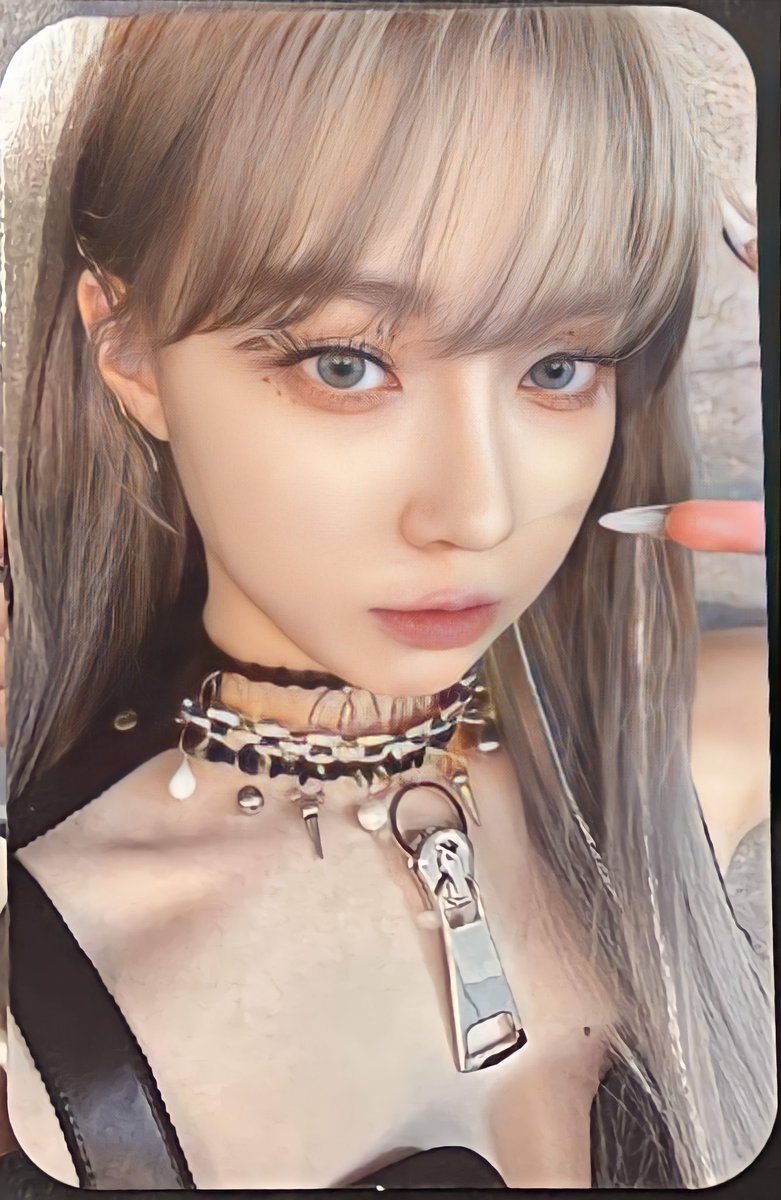 chaewinterr's tweet photo. wts lfb • help rt

AESPA WINTER GIRLS DELUXE PHOTOCARD SET
• 8500 set + lsf + pf
• with savage deluxe box &amp; official pc freebies!

mint condition
on hand and ready to ship
dm to claim

will send pics and video proof

@aespamerchph @aespa_marketph @aespamarketph https://t.co/pOFiWkQj57