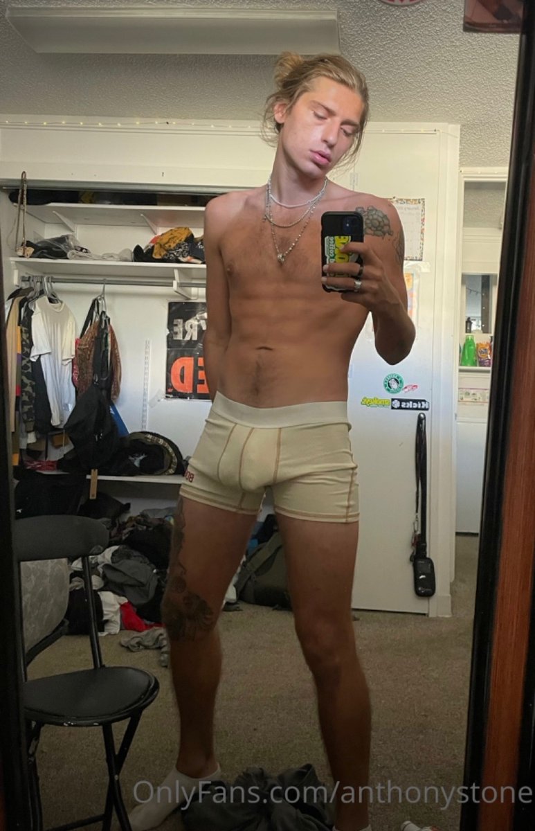Let’s fucking play onlyfans.com/anthonystone
#sfs #nsfwtw #onlyfanspage #onlyfans #onlyfanspages #malemodel #photography #Hawaii  #newonlyfans #creators #modelsofonlyfans #naked #fetishphotography #fetish #lewd