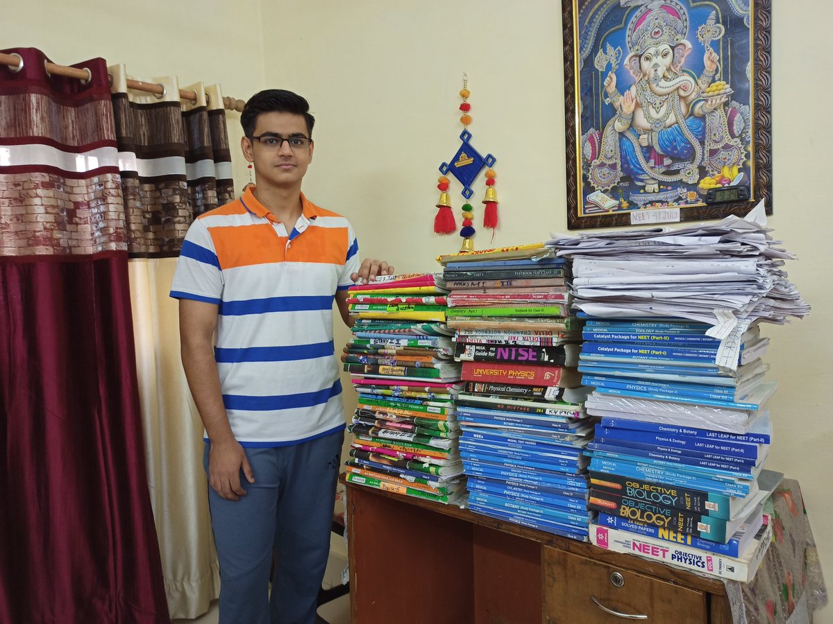 NeelkamalClassA's tweet photo. With the blessing of God my Son Bhumik Neel Kaushal clear the NEET 2022 (for MBBS) with flying colours and got 676 marks out of 720 with All India Rank of 1012 out of 18 lac students who applied ...Hard work paid off ..Har Har Mahadev🕉️ https://t.co/8ZCJ8l30Hd