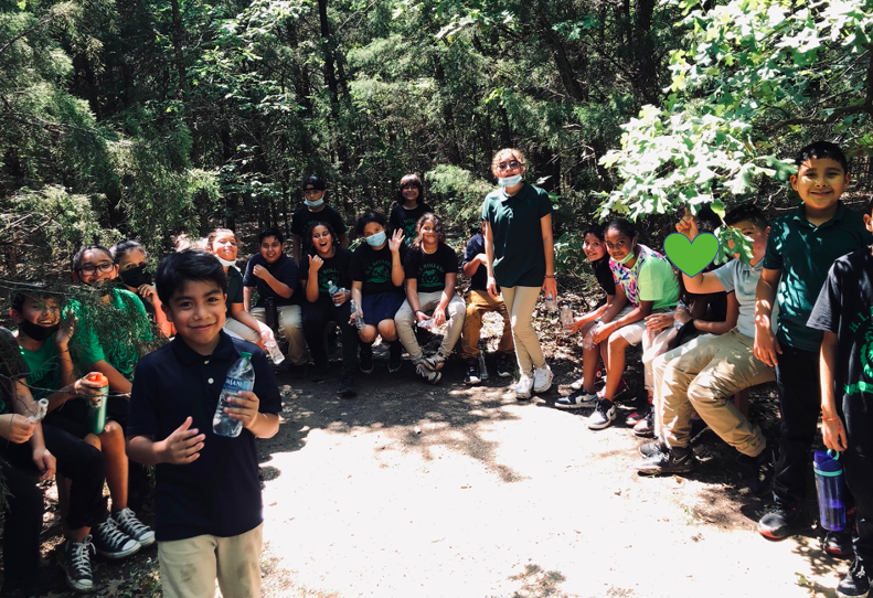 HollandAtLisbon's tweet photo. Our 5th grade scholars had a blast learning at @disdeec today. What a great experience! Thank you Mrs. Berry and Mr. Stewart for planning a great learning experience! #LearningOffSite #InteractiveJournals @dallasschools @LisaPCurry1 https://t.co/GloYKxxwiY