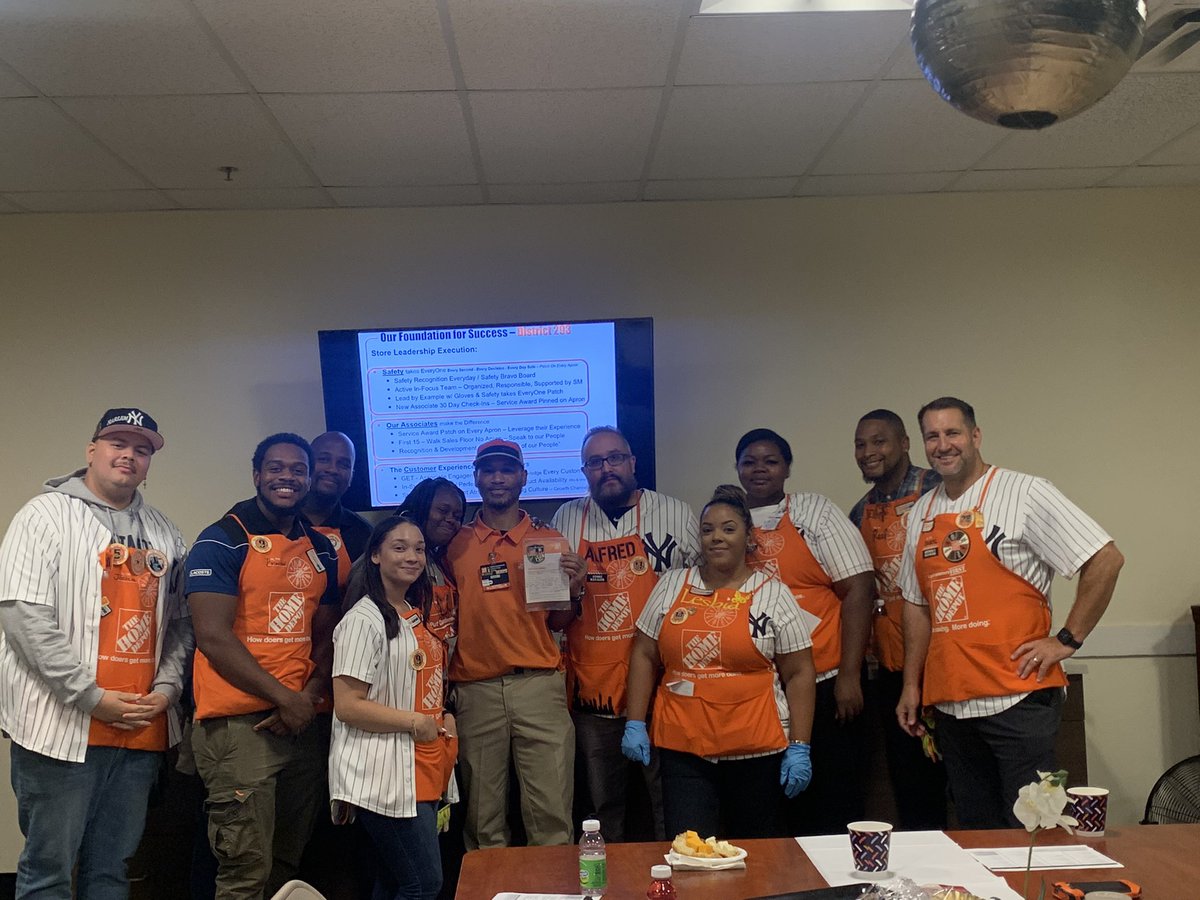 Alfred Gonzalez (@gonzobxny) on Twitter photo Frank from our MET team is the definition of our 🍊 culture. We are lucky to have him at BTM. Congrats on your well deserved Homer award! <a href="/__CeCiMe/">Ceci</a> Frank from our MET team is the definition of our 🍊 culture. We are lucky to have him at BTM. Congrats on your well deserved Homer award! <a href="/__CeCiMe/">Ceci</a>