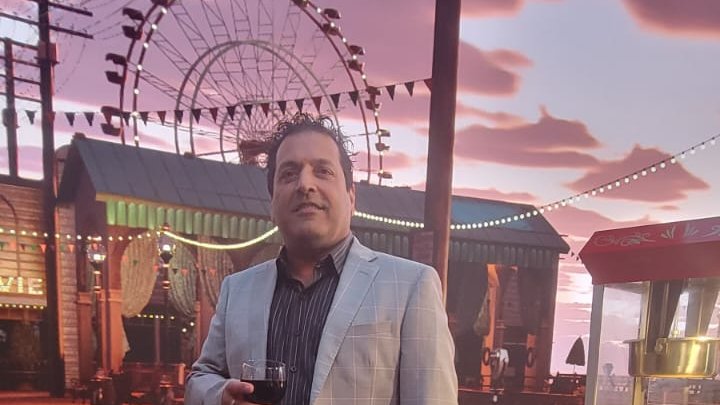 Attended #VirtualProductionHouse today- a new addition to innovation in film in #ontario. Vinit  got digs with #KalaLtd . Filmed with #arri35 -with the grain and all with one step in and one out from the set.