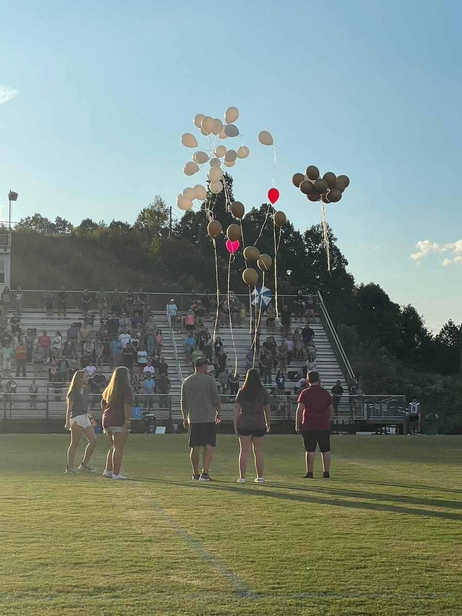 DCMS football players, students and staff honored the life of 7th grade football coach￼ Ronald “Senior” Grigsby today. The team hosted a moment of silence and 62 balloons were released in his memory.  Senior’s legacy will never be forgotten at DCMS!