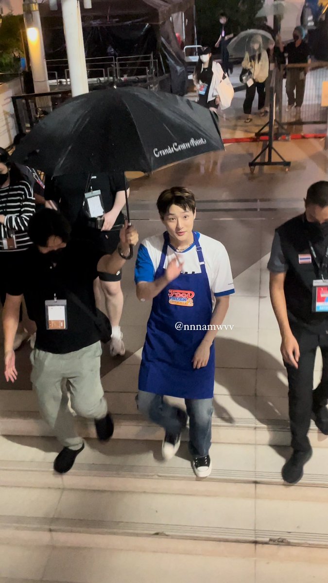 n_aawvv's tweet photo. น่ารักมากกกกกกกกกกก น่ารักจนใจเจ็บ🤏🏻🫠💖
#WOODZ #FoodTruckBattleSS2 
#FoodTruckBattleSS2xWOODZ https://t.co/Eq4eOLY3IG