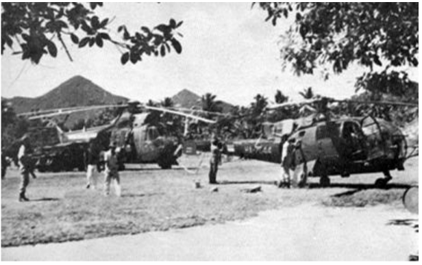 Jatosint's tweet photo. #ThrowbackThursday 

🇮🇩 Indonesian Army #TNIAD Aérospatiale Alouette III and 🇲🇾 Malaysian Sikorsky S-61A Nuri in West Kalimantan sometime between 1969-1971

Most likely parked together during a joint anti-communist / counterinsurgency operation against #PGRS #PARAKU 

📸TNI AD https://t.co/IPaxASPz0o