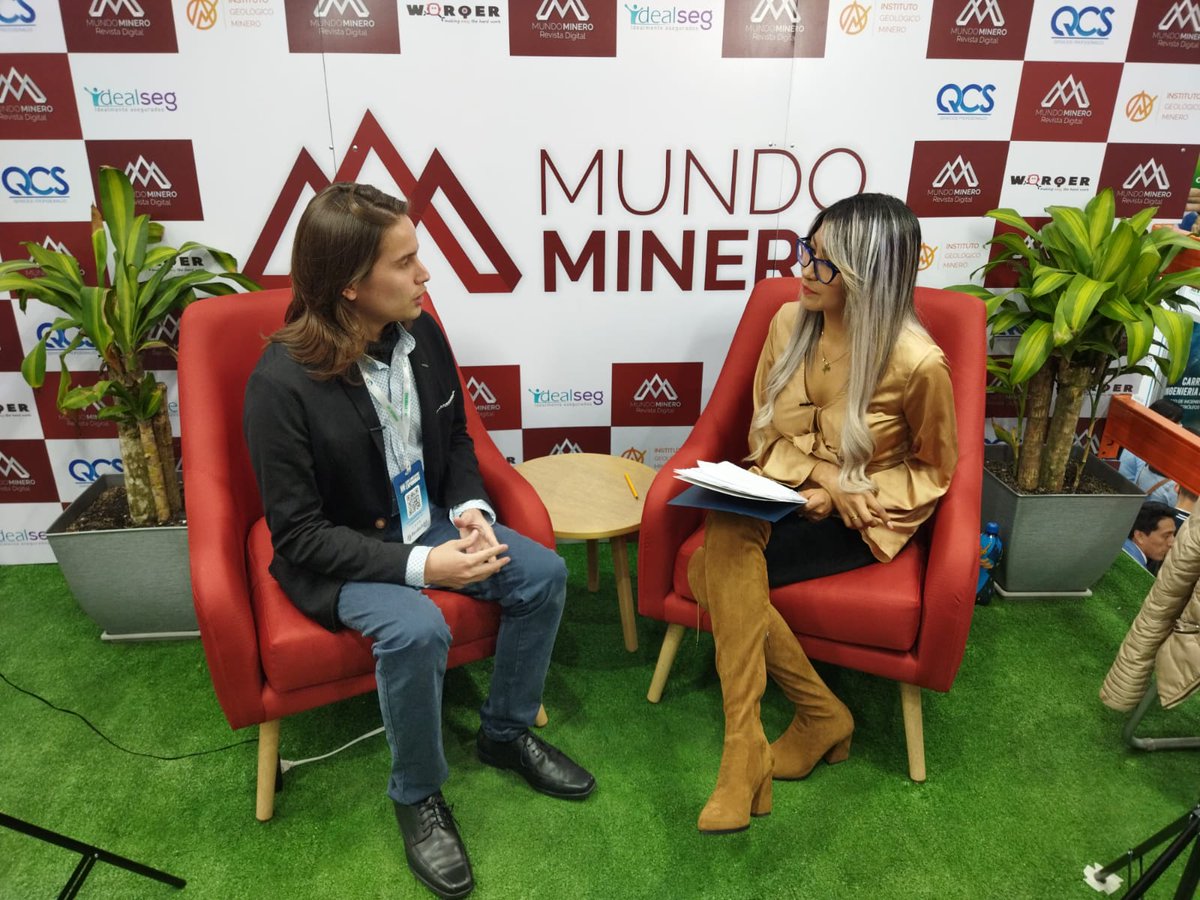 AAPGESPOL's tweet photo. 🌎⚒️ Estimada comunidad Geocientifica.🌎⚒️
El pasado 26 de agosto en el evento EXPOMINAS 2022, nuestro presidente @carlosfalquezch tuvo el honor de ser entrevistado por la prestigiosa revista @mundomineroec https://t.co/cFmQBUeQbf