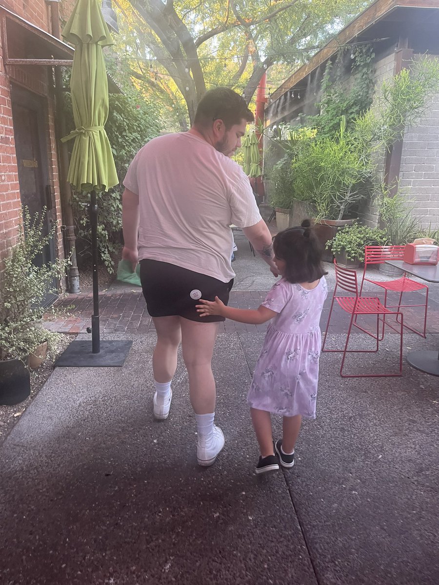 victor_97_lopez's tweet photo. Just my goddaughter making me the happiest godparent ♥️! https://t.co/toApiHk7Cl