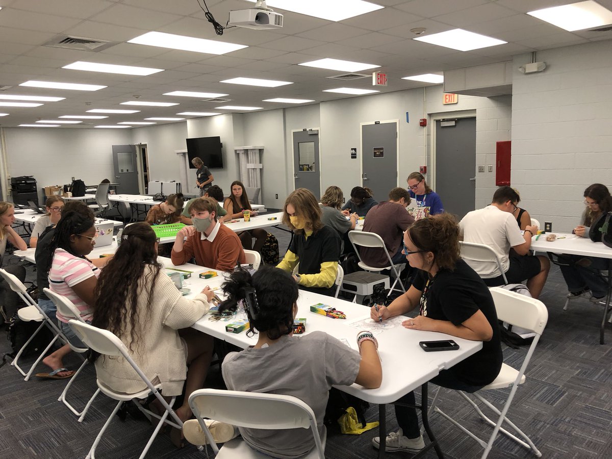 josephbrennan10's tweet photo. #PsiAlpha psychology honor society @DHSHappenings hosted a #relaxation #coloring activity after school today for faculty, staff, &amp; students. Thanks to Ms. Amy Wilder, @MsEdwardsDHS , @MsOrlando27, &amp; @SamanthaMcE for joining us! @MikeMicallef1 https://t.co/uJNGTqTcOV
