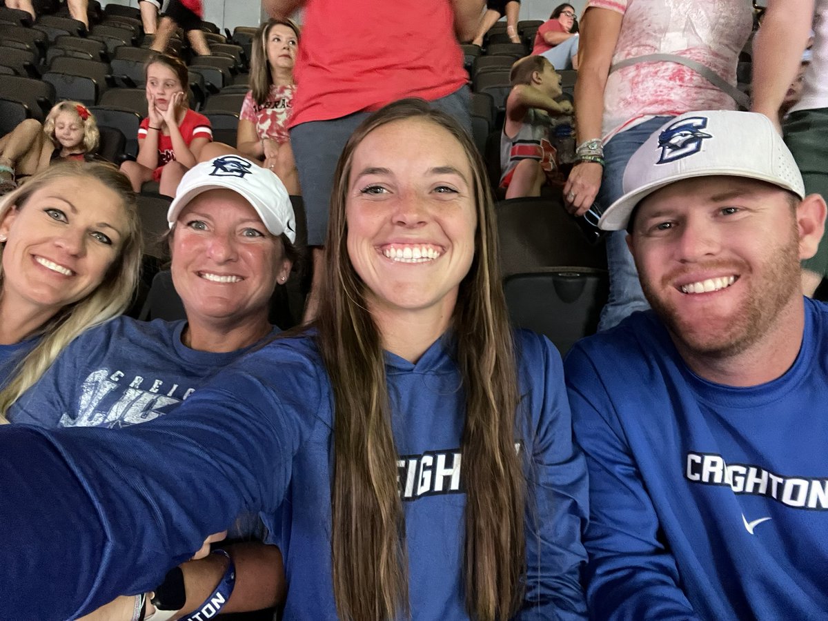 CoachTStaf's tweet photo. S/O @CreightonVB for a downright gutsy performance. And breaking NCAA record of highest attendance at 15,797. @BluejaySoftball  always rooting for our Bluejay family. @Coach_Wigs @CoachKristaWood https://t.co/JfEH7RmeEV