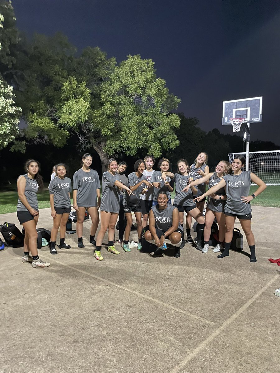 IV_vineyard's tweet photo. Today I became an adult and it was epic! Celebrating with my @LE_LadyLobos and then @feverunited Coppell team! #cookiesandicecream #todayisthe1stdayoftherestofmylife #itsuptomenow #letsgo #mymomintheback✌🏽 https://t.co/q7aWhVwk96