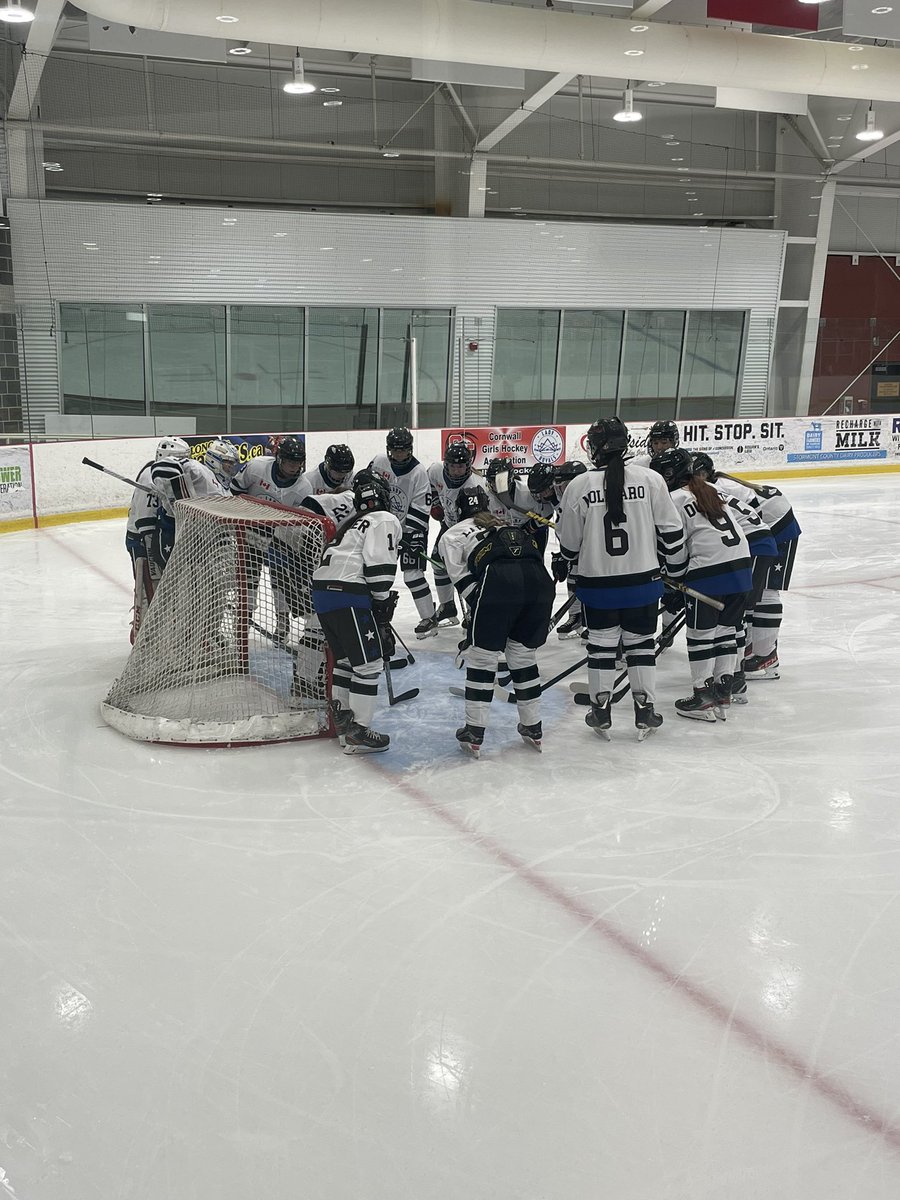 3-2 W vs <a href="/OHAMavericks/">Ontario Hockey Academy</a> great effort by both teams! #OWHA #exhibition