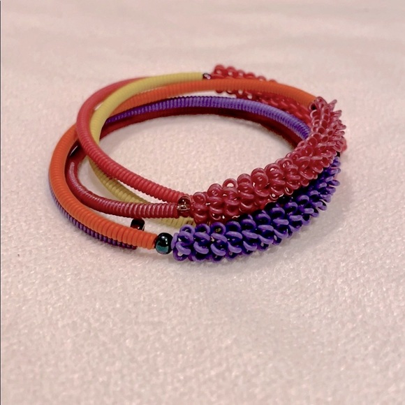 FinickyFinds's tweet image. So good I had to share! Check out all the items I'm loving on @Poshmarkapp #poshmark #fashion #style #shopmycloset #cacique #saksfifthavenue: posh.mk/7GFGYL138sb