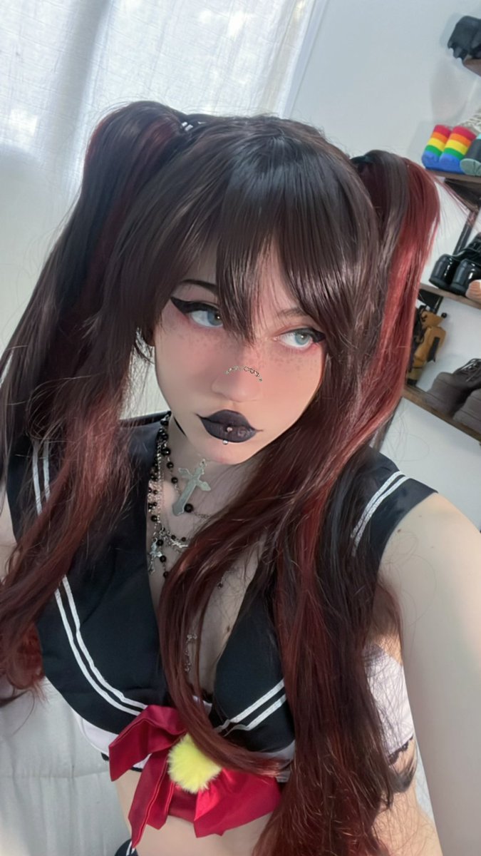 🔞XenoviaOppai🦶🏻 on Twitter: "RT @joracekuj0: Spoilers 🤨📸"